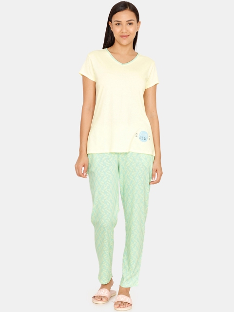 

Zivame Women Green & Yellow Printed Night suit