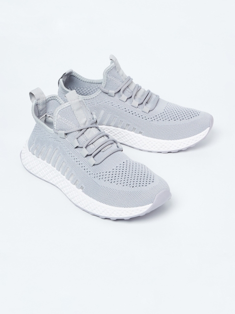 

Forca by Lifestyle Men Grey Solid Sneakers