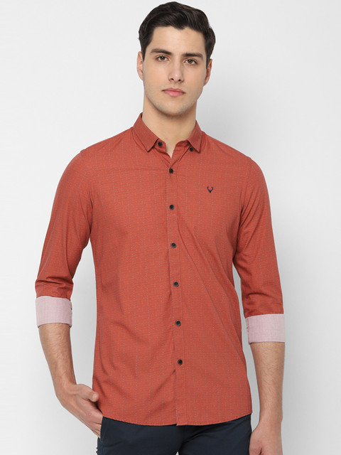 

Solly Jeans Co. Men Orange Regular Fit Striped Casual Shirt