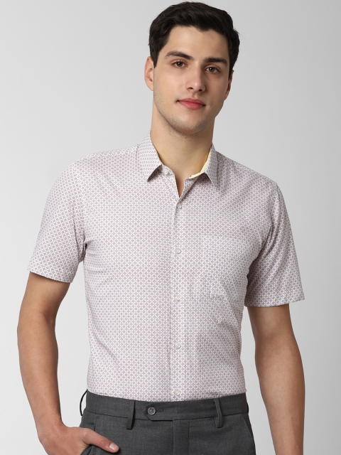 

Peter England Men Brown & Off-White Slim Fit Printed Formal Shirt