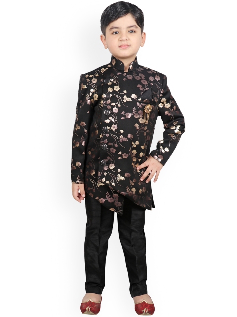 

SG YUVRAJ Boys Black & Burgundy Printed Sherwani Set