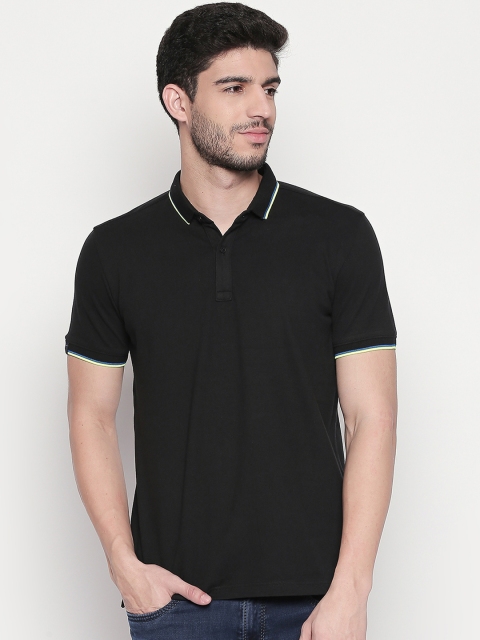 

Mufti Men Black Solid Polo Collar T-shirt