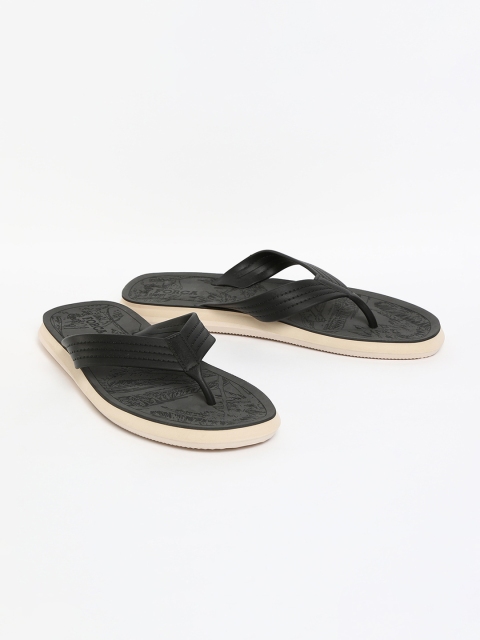 

Forca by Lifestyle Men Black Solid Thong Flip-Flops