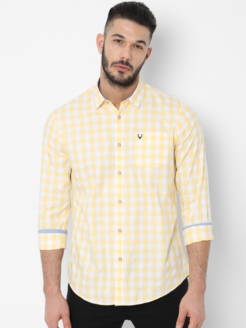 

Solly Jeans Co. Men Yellow & White Regular Fit Checked Casual Shirt