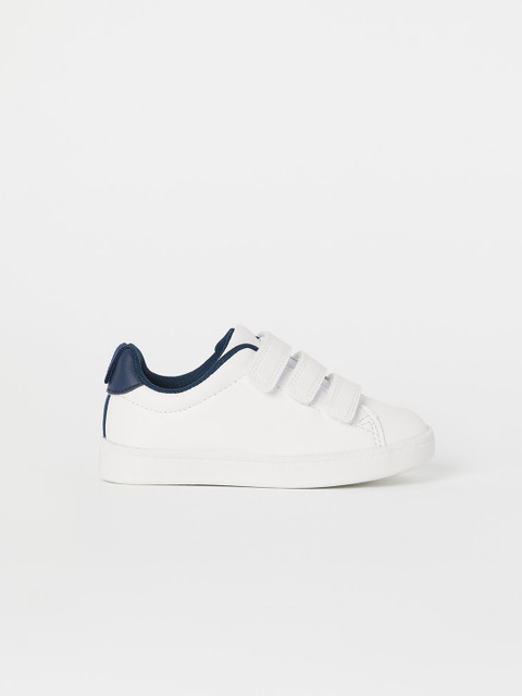 

H&M Boys White Trainers