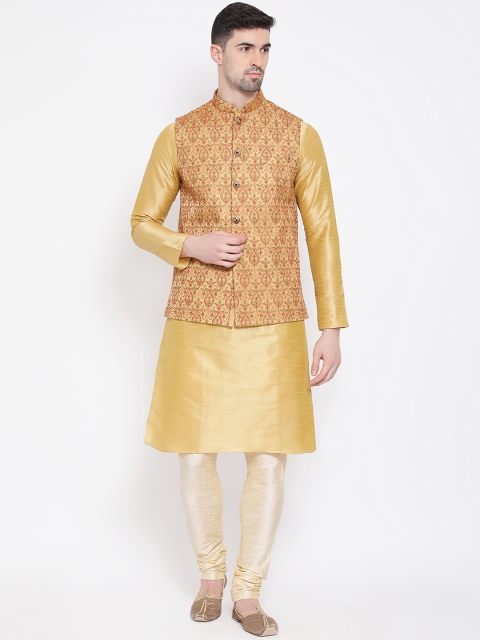 

NAMASKAR Men Gold-Toned & Cream-Coloured Embroidered Kurta with Churidar