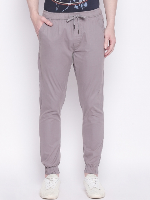 

Urban Ranger by pantaloons Men Grey Slim Fit Solid Regular Trousers