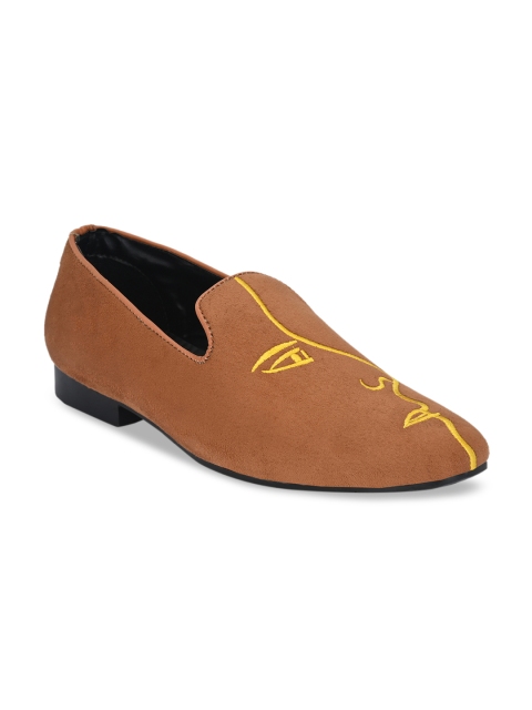 

Big Fox Men Tan Brown Embroidered Semi-Formal Slip-On Shoes