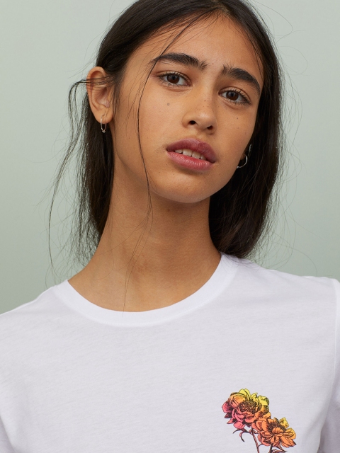 

H&M Women White & Pink Printed Straight T-shirt