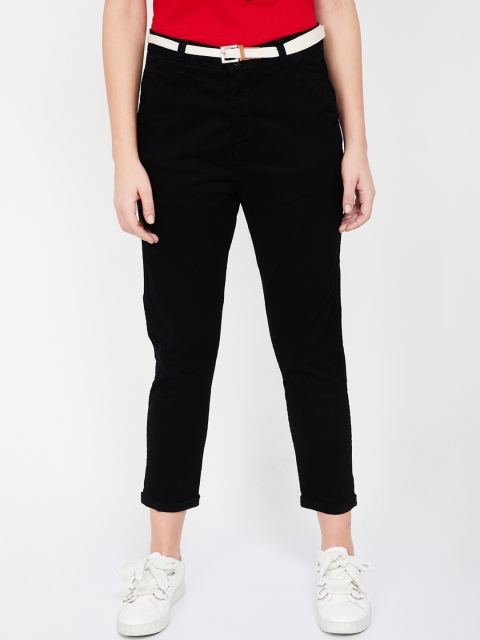 

Bossini Women Black Regular Fit Solid Regular Trousers