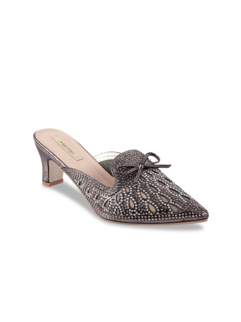 

Metro Women Grey Embellished Mules