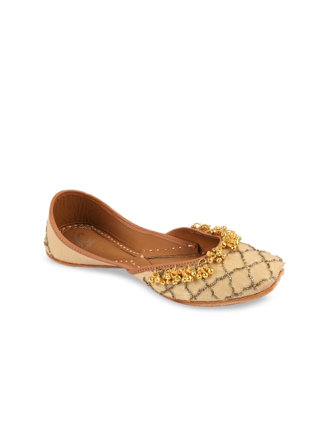 

Jutti Express Women Beige Embellished Leather Mojaris