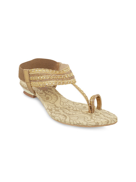 

Metro Women Gold-Toned Woven Design Sandals