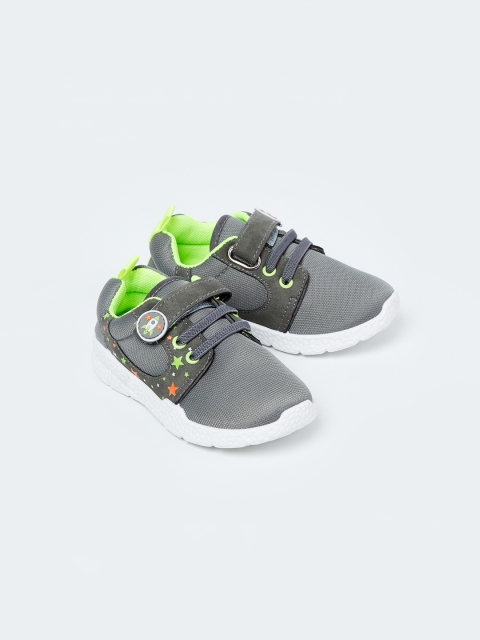 

Fame Forever by Lifestyle Boys Grey Slip-On Sneakers