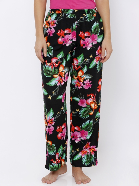 

Heart 2 Heart Women Black & Pink Printed Lounge Pants