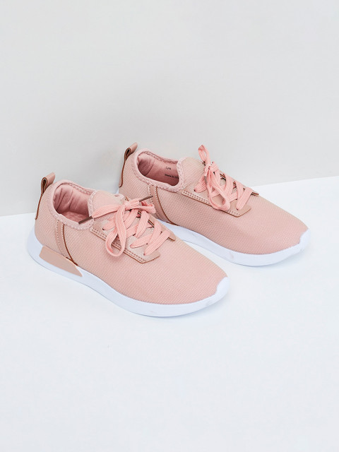 

max Women Pink Sneakers