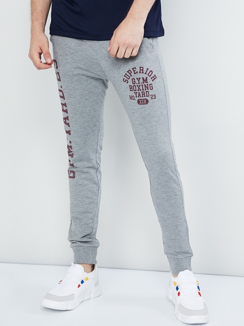 

max Men Grey Melange Solid Straight-Fit Joggers