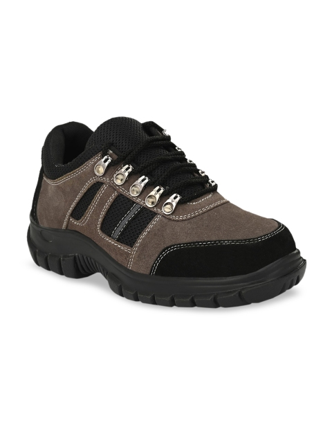 

mr.wonker Men Grey & Black Colourblocked Genuine Leather Trekking Shoes