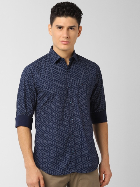 

Peter England Casuals Men Navy Blue Slim Fit Floral Printed Casual Shirt