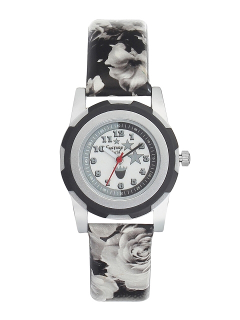 

Fantasy World Unisex Kids Black & Off-White Leather Analogue Watch FW-007-BK01