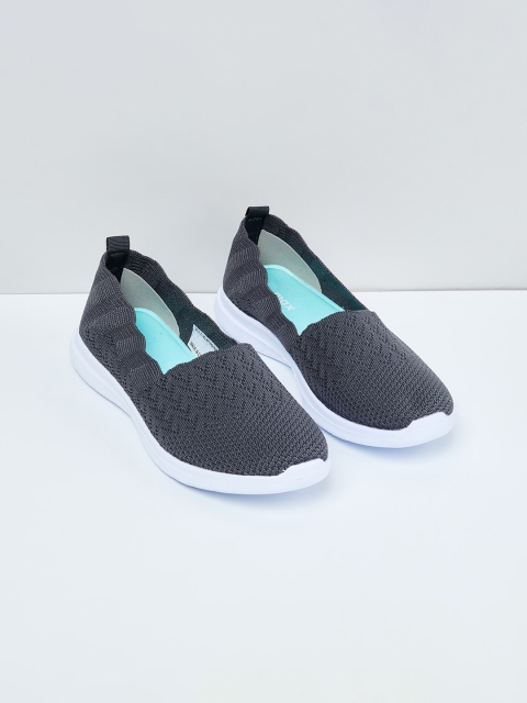 

max Women Grey Woven Design Slip-On Sneakers