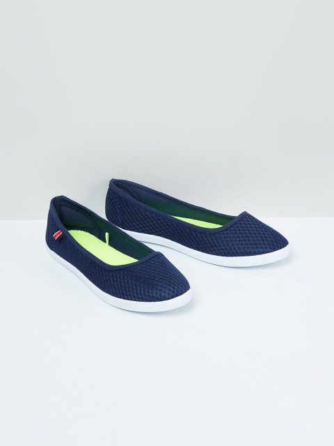 

max Women Navy Blue Slip-On Sneakers