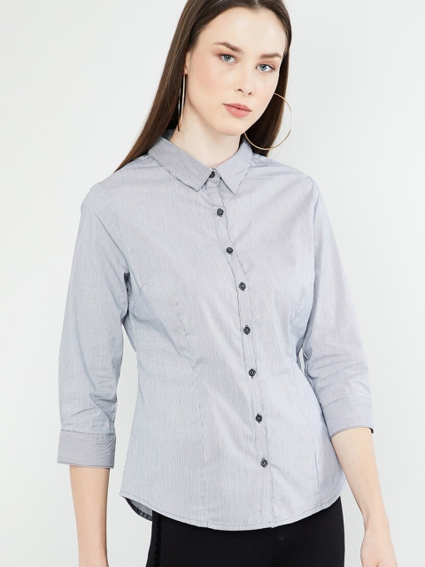 

max Women Grey Regular Fit Printed Casual Shirt
