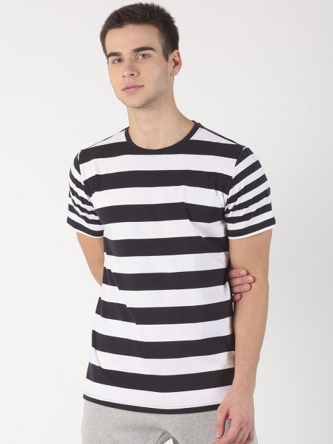

Soul Space Men White Striped Round Neck T-shirt