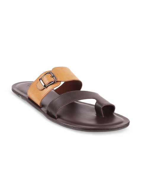 

Mochi Men Beige & Brown Comfort Sandals