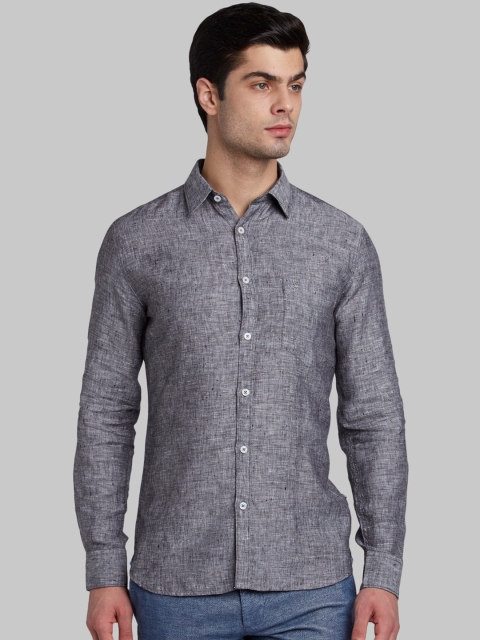 

Parx Men Grey Slim Fit Solid Casual Shirt