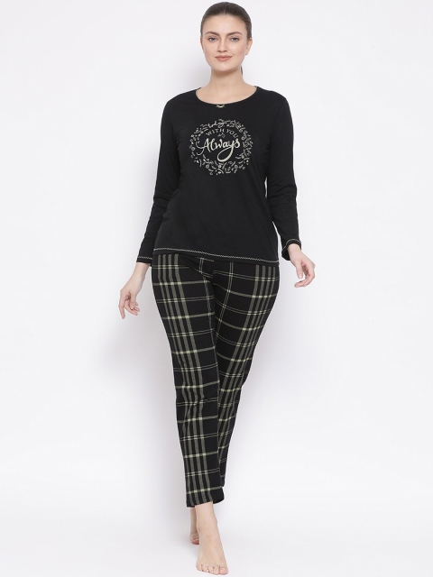 

Kanvin Women Black Printed Night suit