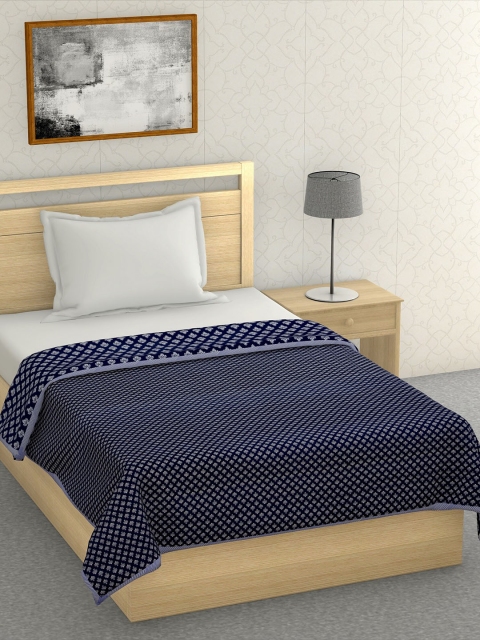 

LIVING ROOTS Navy Blue & White Ethnic Motifs AC Room 110 GSM Single Bed Dohar