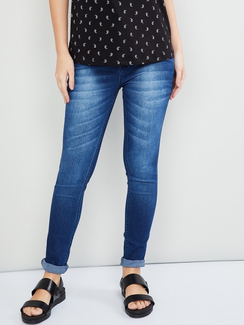 

max Women Blue Skinny Fit Mid-Rise Clean Look Jeans