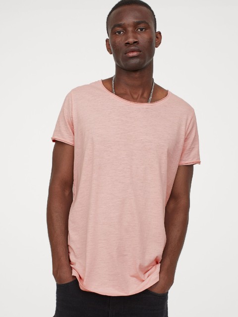 

H&M Men Pink Solid Raw Edge Tee