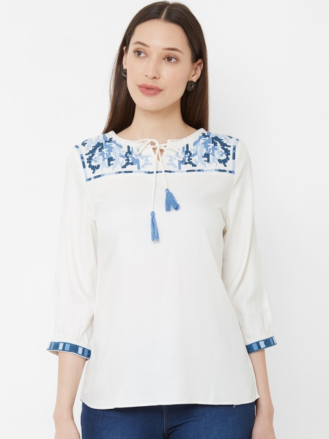 

Kraus Jeans Women Off-White Embroidered Top