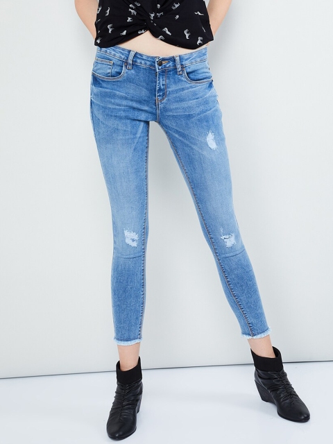 

max Women Blue Skinny Fit Mid-Rise Mildly Distressed Stretchable Jeans