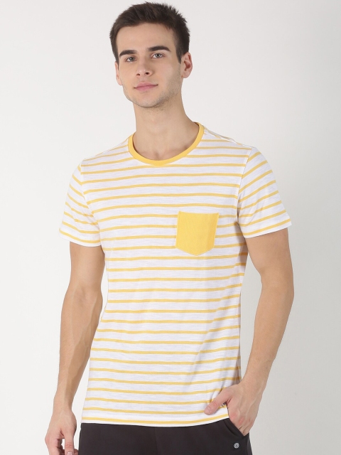 

Soul Space Men Yellow Striped Round Neck T-shirt