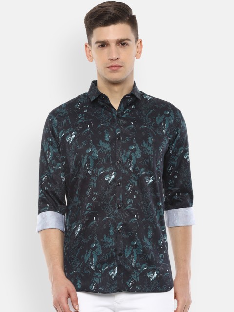 

V Dot Men Black Regular Fit Printed Casual Shirt