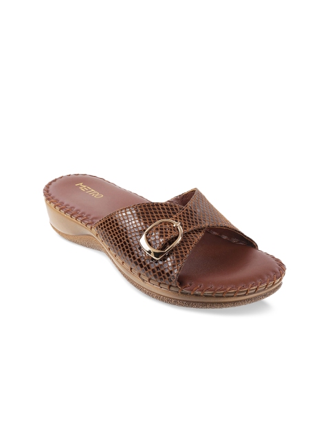 

Metro Women Tan Brown Leather Textured Wedges
