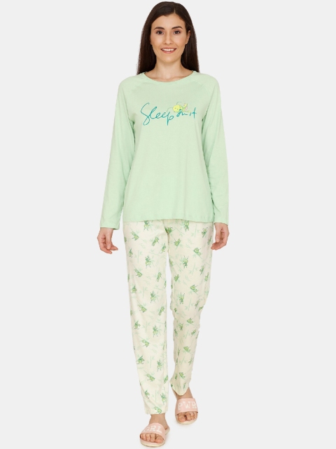 

Zivame Women Green & Cream Printed Night suit