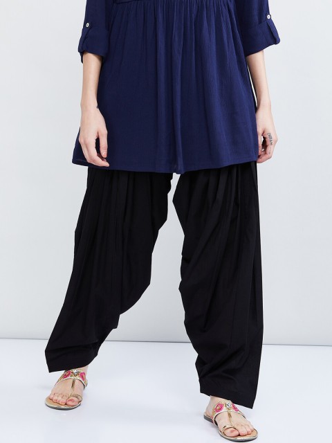 

max Women Black Solid Loose-Fit Salwar