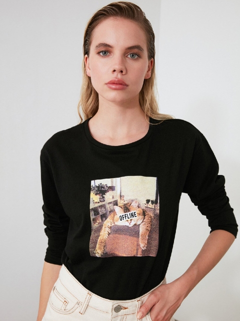 

TRENDYOL COLLECTION Women Black & Brown Printed Round Neck T-shirt