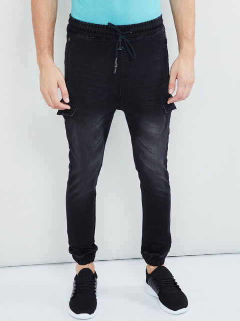 

max Men Black Skinny Fit Mid-Rise Mildly Distressed Jeans