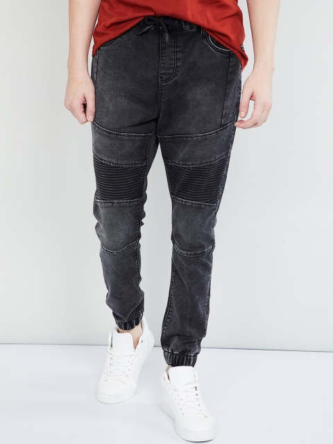 

max Men Black Jogger Mid-Rise Clean Look Stretchable Jeans