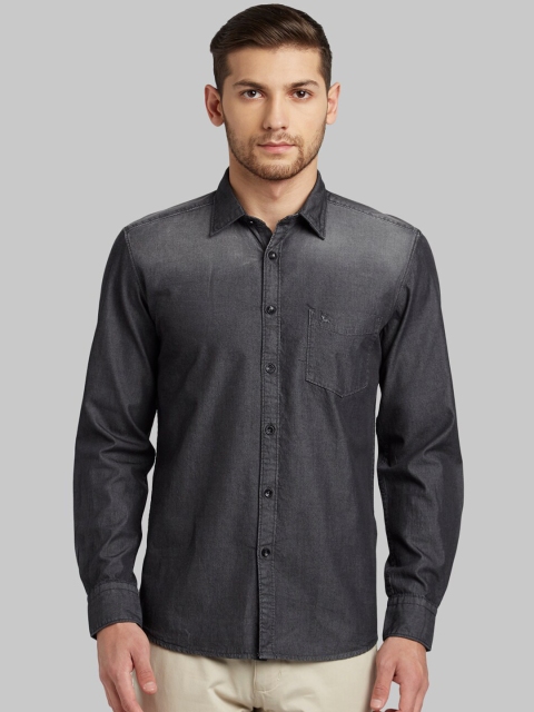 

Parx Men Charcoal Grey Slim Fit Faded Casual Shirt
