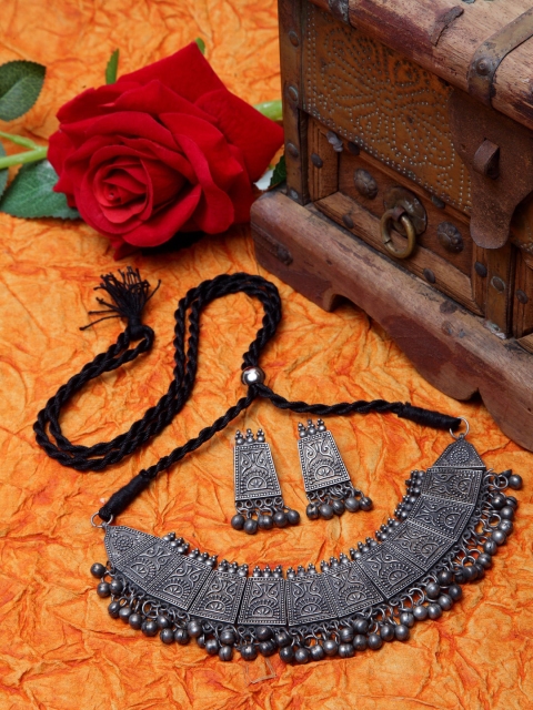 

Moedbuille Oxidised Brass-Plated Silver-Toned Ghungroo-Studded Handcrafted Tribal Jewellery Set