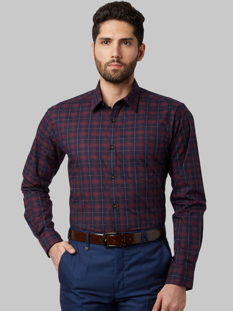 

Park Avenue Men Blue & Red Slim Fit Checked Formal Shirt
