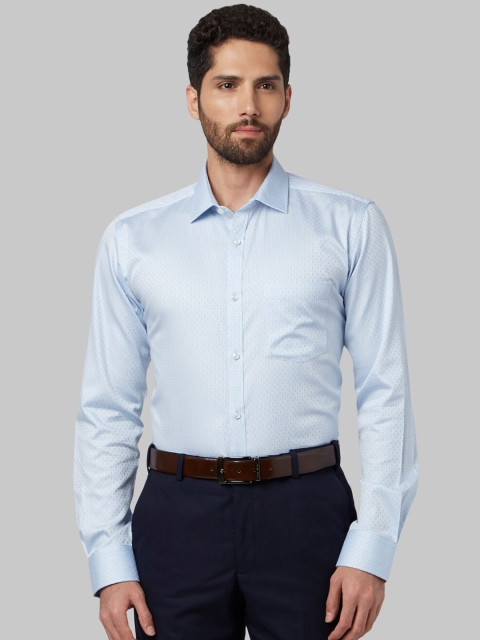 

Park Avenue Men Blue Slim Fit Solid Formal Shirt