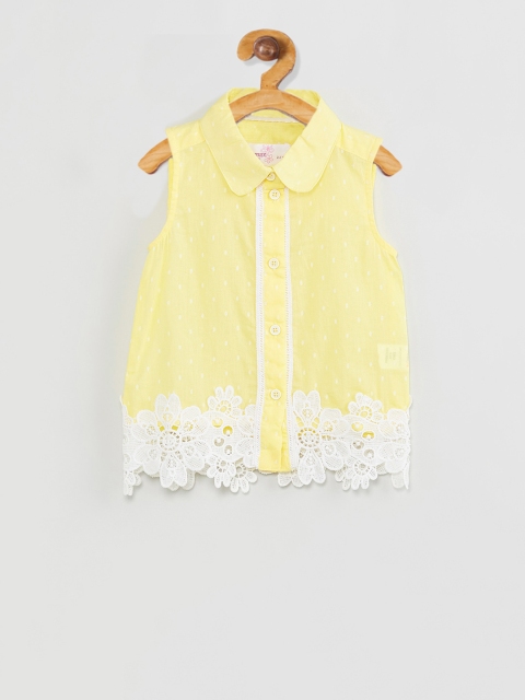

max Girls Yellow & White Regular Fit Self Design Casual Shirt