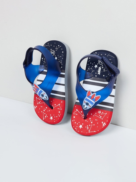 

max Boys Navy Blue & Red Colourblocked Thong Flip-Flops